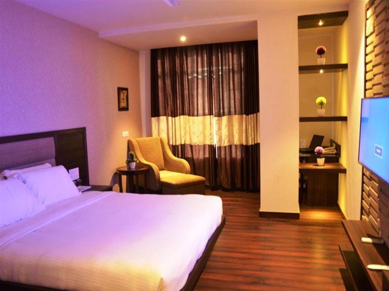 Hotel Fortune Blue Sikar Exterior foto