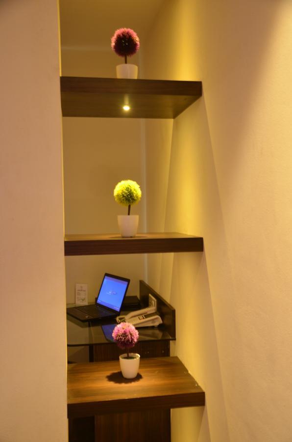 Hotel Fortune Blue Sikar Exterior foto